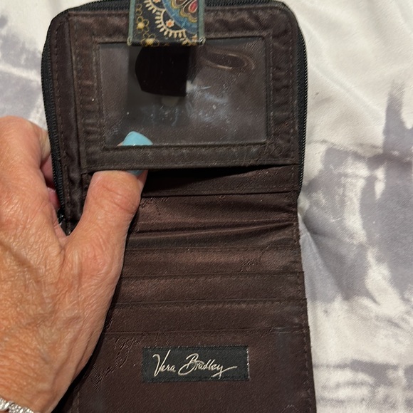 Small Vera Bradley wallet - Picture 3 of 5